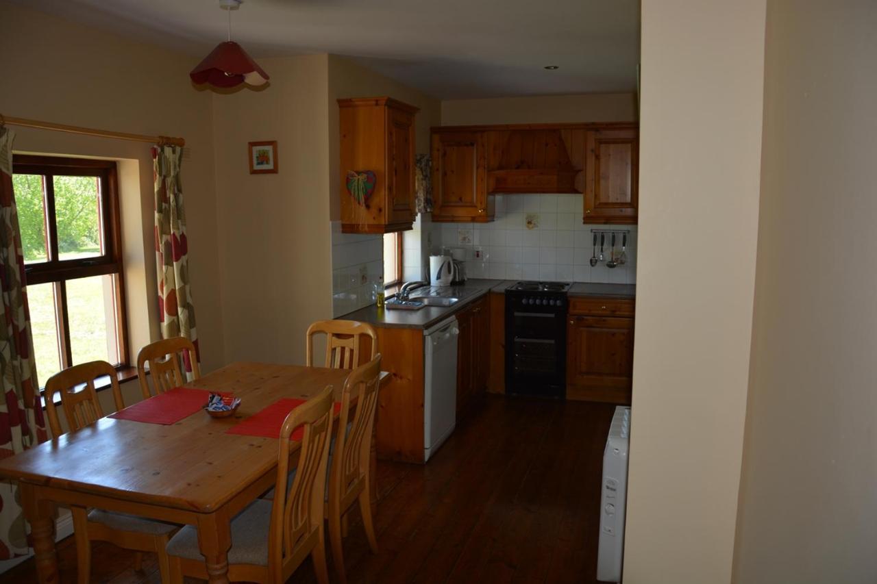 Amber Cottage Киларни Екстериор снимка
