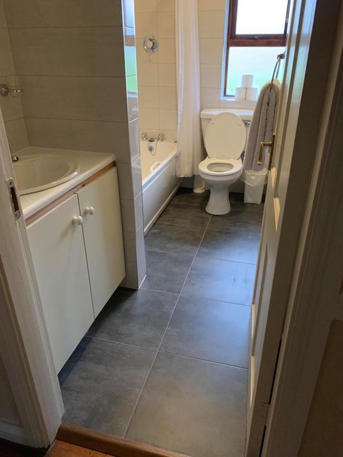 Amber Cottage Киларни Екстериор снимка